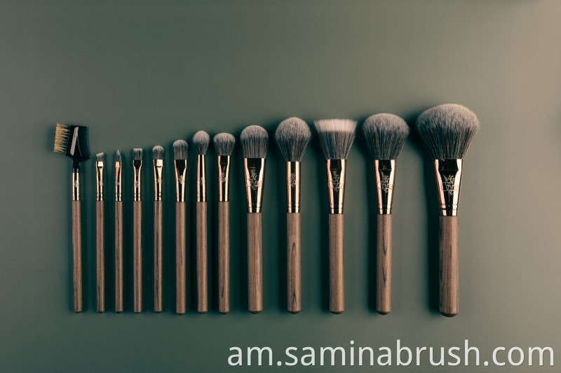 የመዋቢያ ብሩሽ D02 Makeup Brush Set D02